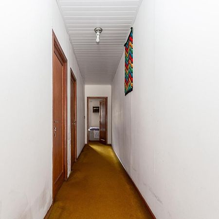 Memora Guesthouse Curitiba - Quartos Em Casa Proximo Ao Parque Bacacheri Exterior photo