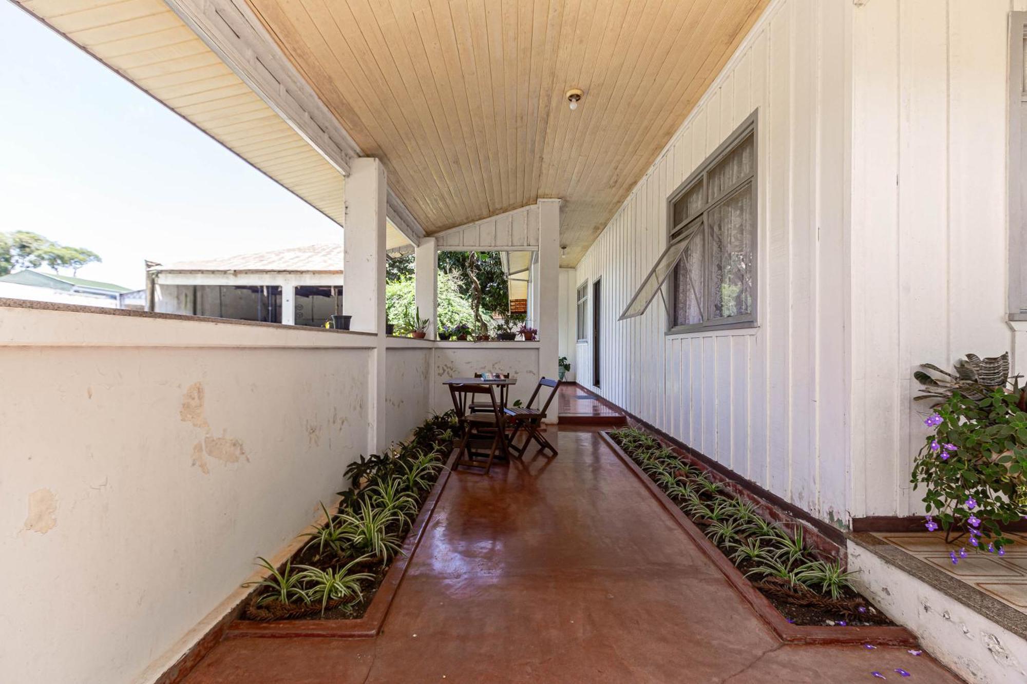 Memora Guesthouse Curitiba - Quartos Em Casa Proximo Ao Parque Bacacheri Exterior photo