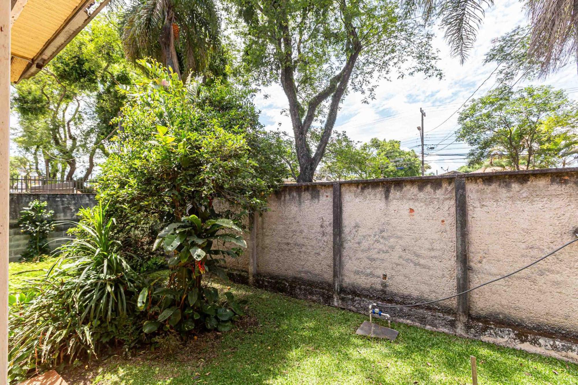 Memora Guesthouse Curitiba - Quartos Em Casa Proximo Ao Parque Bacacheri Exterior photo